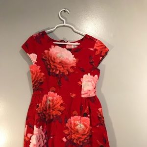 Gap girls dress size 8 red floral
